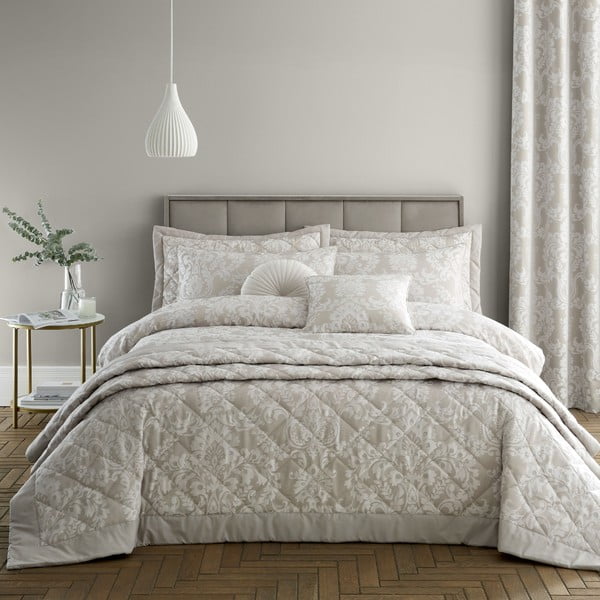 Bēšs gultas pārklājs divvietīgai gultai 230x220 cm Classic Damask – Catherine Lansfield