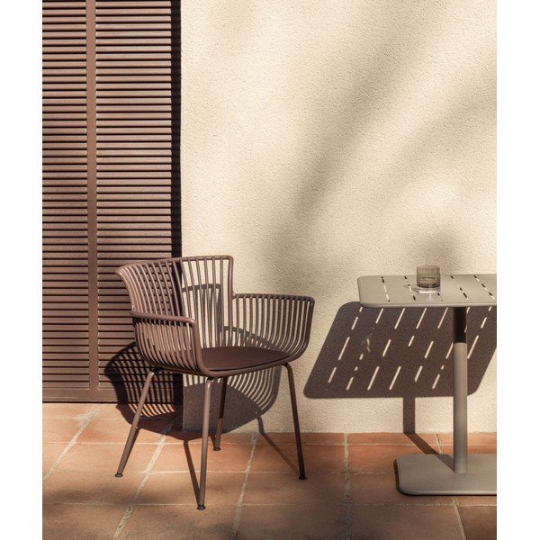 Brūns dārza krēsls Surpika – Kave Home-image-1