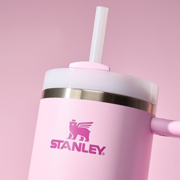Rozā nerūsējošā tērauda termoss ar salmiņu 1,18 l Quencher H2.0 FlowState Tumbler Cherry Blossom – Stanley-image-4