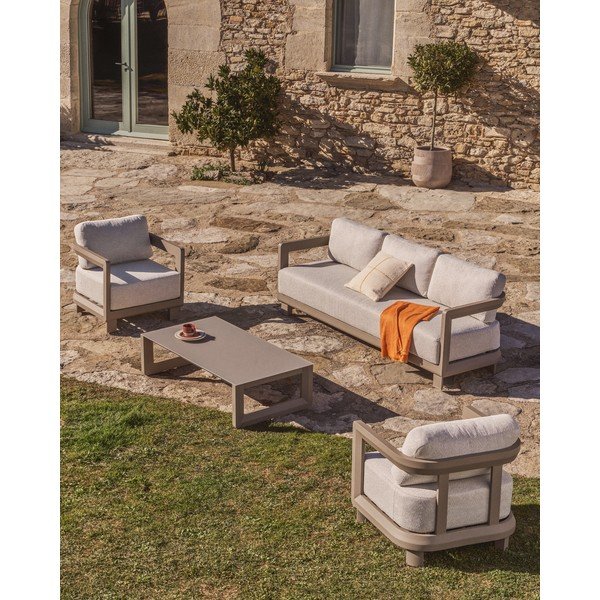 Krēmkrāsas/pelēkbrūns polsterēts dārza atpūtas krēsls Nerano – Kave Home-image-2