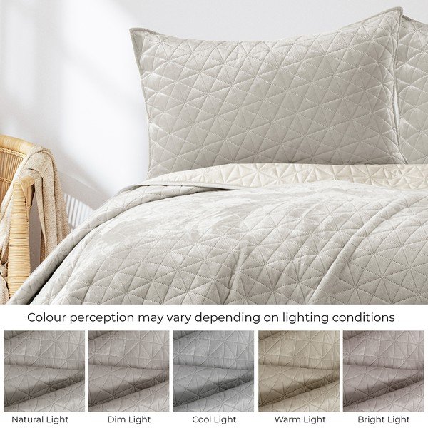 Pelēkbēšs samta stepēts gultas pārklājs 240x260 cm Laila – Restilo-image-4