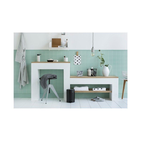 Brabantia Newicon melna pedāļu tvertne, 3 l-image-4