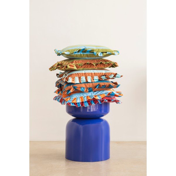 Samta dekoratīvais spilvens 55x55 cm – Really Nice Things-image-1