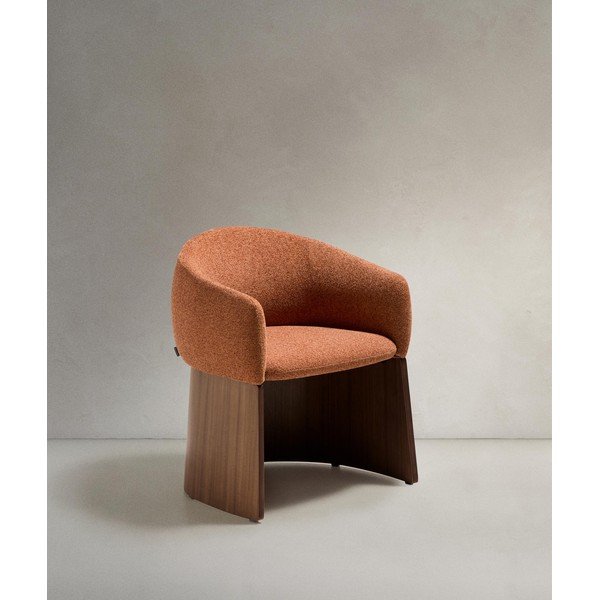 Terakotas oranžs polsterēts ēdamistabas krēsls ar roku balstiem Bosca – Kave Home-image-3