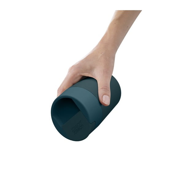 Tumši zila ceļojumu krūze 340 ml Sipp – Joseph Joseph-image-3