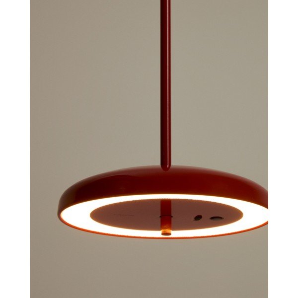 Sarkana LED griestu lampa ar regulējamu spilgtumu ar metāla abažūru ø 16 cm Porte – Kave Home-image-1