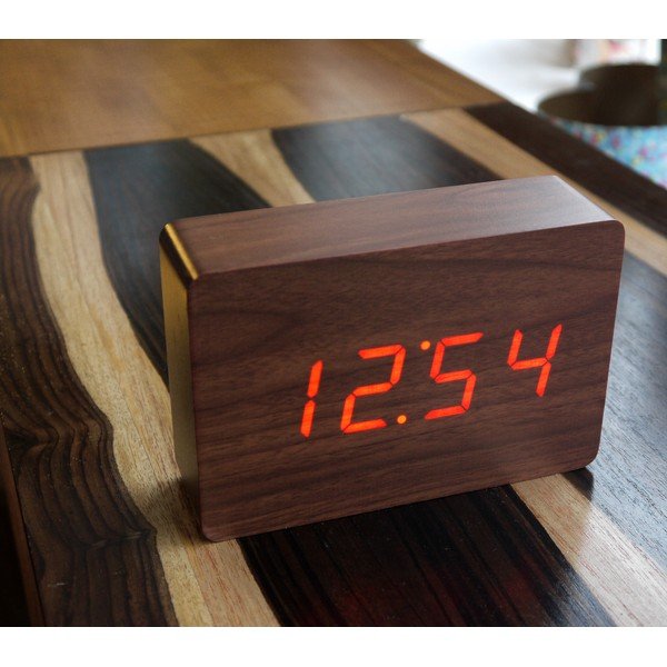 Brūns modinātājs ar sarkanu LED displeju Gingko Brick Click Clock-image-1