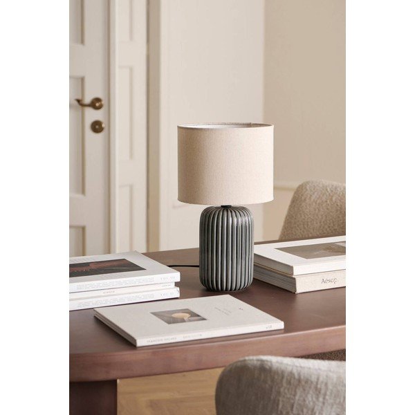 Pelēka/bēša tekstila galda lampa (augstums 36 cm) Mizu – Ellos Home-image-2
