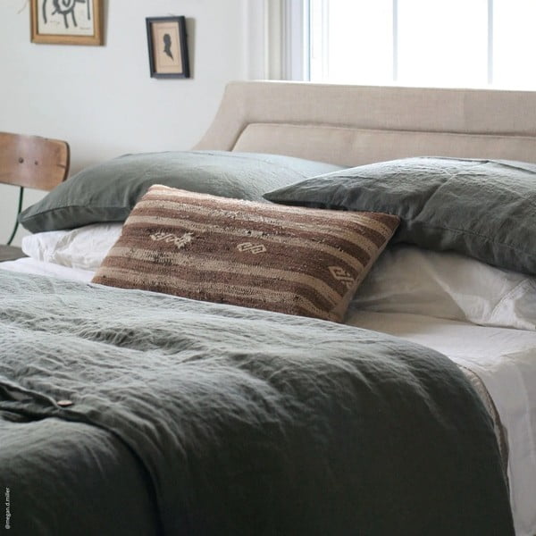 Lina spilvendrāna 40x40 cm Forest Green  – Linen Tales-image-2