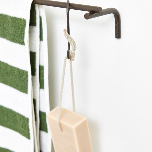 Brūns nerūsējošā tērauda sienas dvieļu turētājs Pieni – OYOY Living Design-image-2