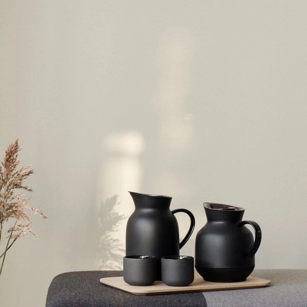 Melns plastmasas termosa kanna 1 l Amphora – Stelton-image-1