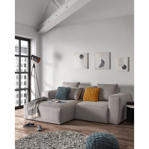 Gaiši pelēks spilvens dīvānam La Forma 70 x 50 cm-image-4