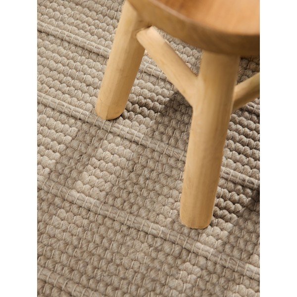 Bēšs ar rokām darināts vilnas celiņa paklājs 80x250 cm Camden Parker – Ted Baker-image-3