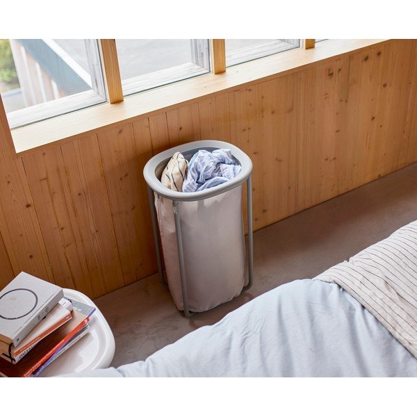 Gaiši pelēks tekstila veļas grozs 50 l Duo – Joseph Joseph-image-1