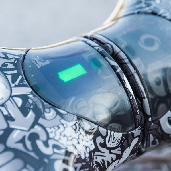 InnovaGoods melns elektriskais hoverboard skrejritenis-image-1