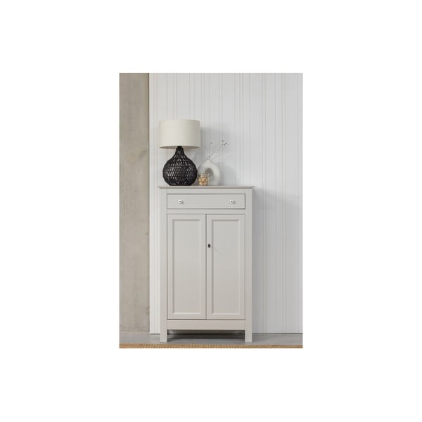 Gaiši pelēka priedes masīvkoka augsta kumode ar slēdzeni 93x150 cm Eva – WOOOD-image-4