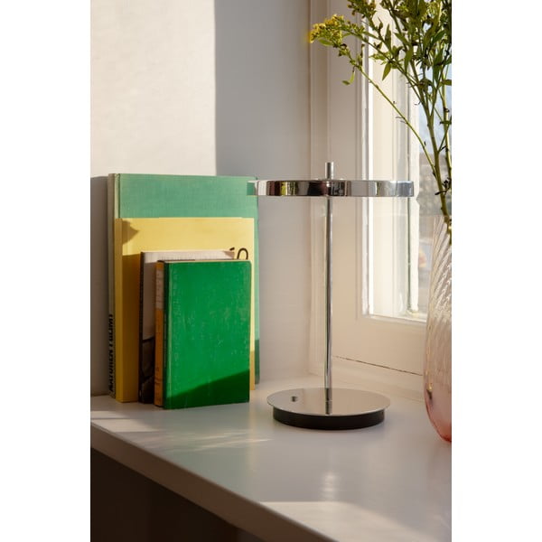 Sudraba krāsas LED galda lampa ar regulējamu spilgtumu un metāla abažūru (augstums 31 cm) Asteria Move – UMAGE-image-4