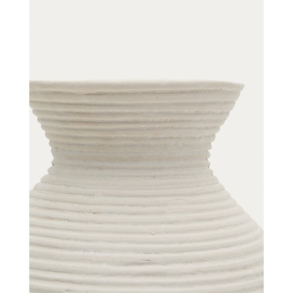 Krēmkrāsas augsta vāze no papjēmašē (augstums 51 cm) Pria – Kave Home-image-4
