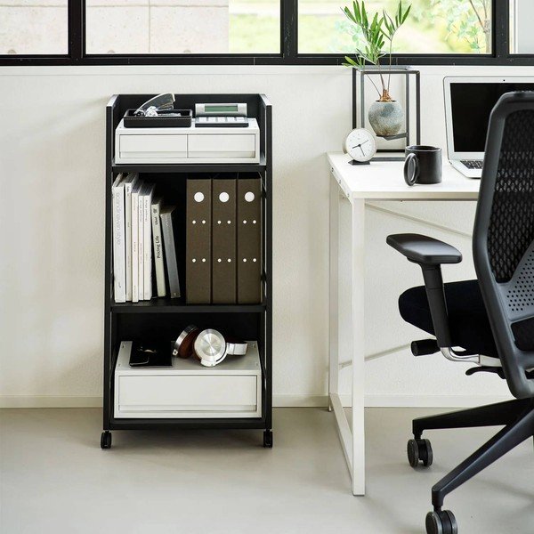 Melns metāla plaukts uz riteņiem 42x84,5x32 cm Tower – YAMAZAKI-image-1