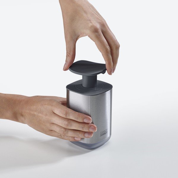 Spīdīgas sudraba krāsas nerūsējošā tērauda ziepju dozators 250 ml Presto Steel – Joseph Joseph-image-3