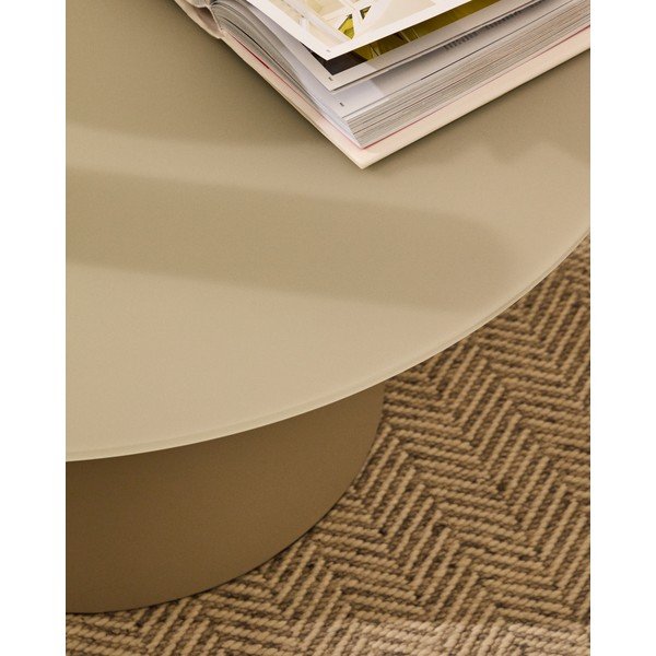 Gaiši pelēks apaļš žurnālgaldiņš ar stikla galda virsmu ø 80 cm Wilshire – Kave Home-image-4