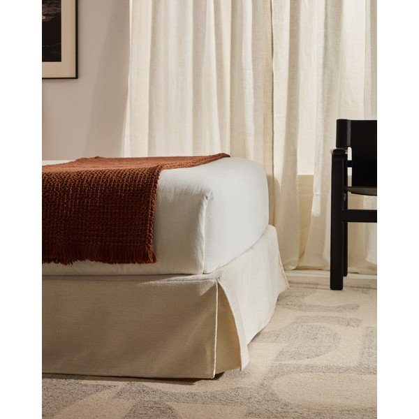 Balta polsterēta divvietīga gulta bez galvgaļa 180x200 cm Jaira – Kave Home-image-1