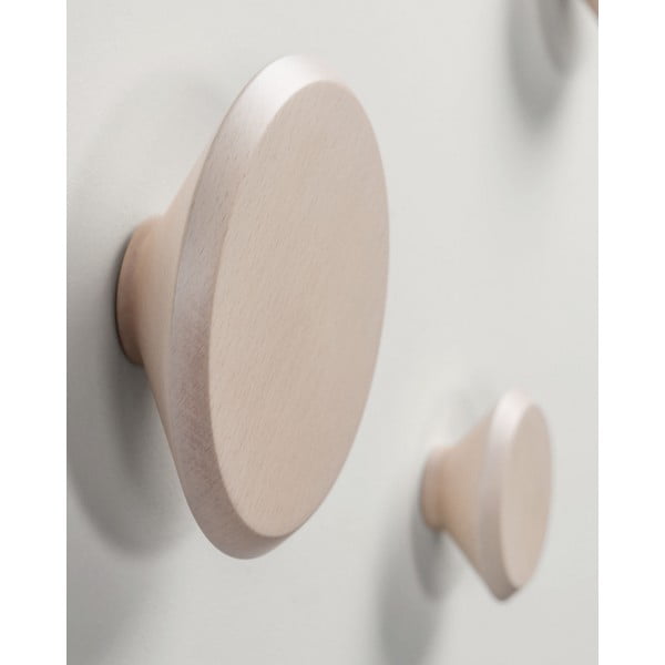 Dabīga toņa koka sienas āķi (3 gab.) Nadua – Kave Home-image-4