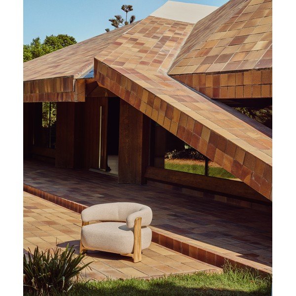 Bēšs polsterēts dārza atpūtas krēsls Granite – Kave Home-image-2