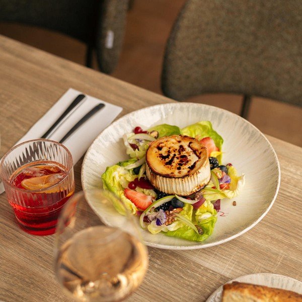 Gaiši pelēks zupas porcelāna šķīvis ø 25,5 cm Nuance – BonBistro-image-2
