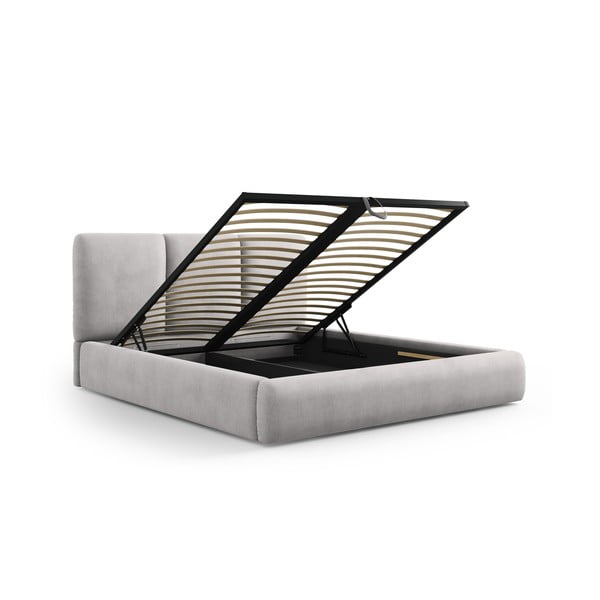 Gaiši pelēka polsterēta divvietīga gulta ar veļas kasti un redelēm 180x200 cm Brody – Mazzini Beds-image-3