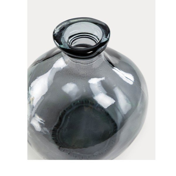 Pelēka vāze (augstums 18 cm) Brenna – Kave Home-image-2