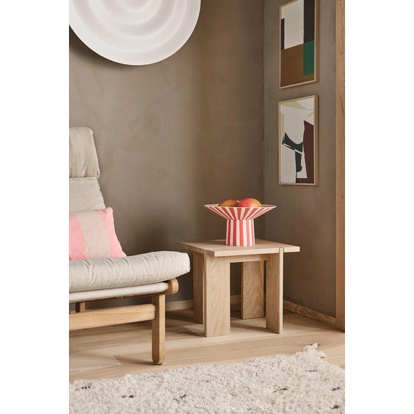 Ozola masīvkoka sānu galdiņš 40x40 cm Oy – OYOY Living Design-image-1