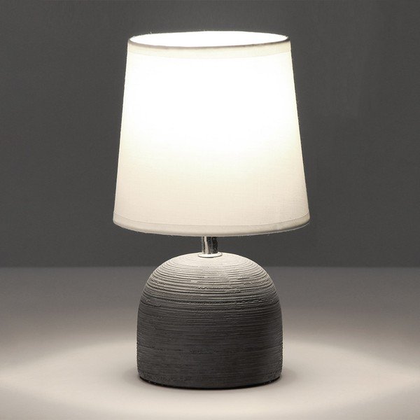 Pelēka keramikas galda lampa ar auduma abažūru  (augstums 27,5 cm) – Casa Selección-image-1