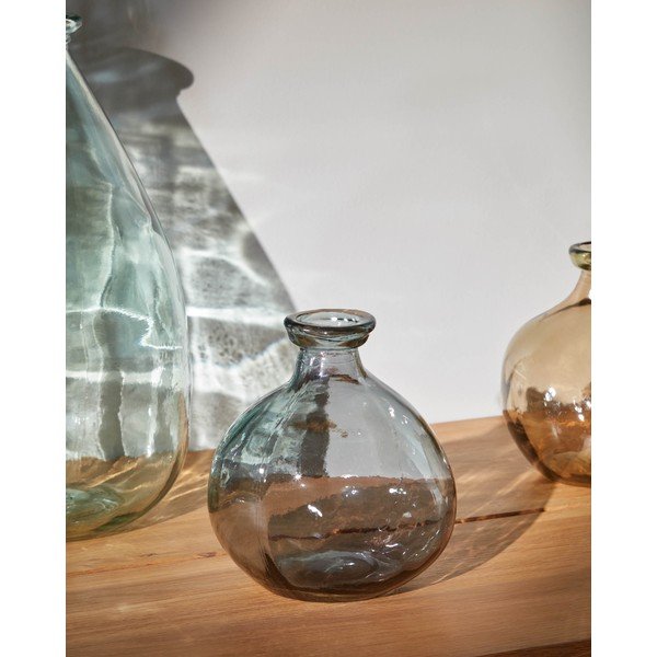 Pelēka vāze (augstums 18 cm) Brenna – Kave Home-image-1