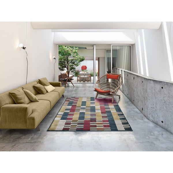 Dzeltens paklājs Universal Farashe Stripes, 140 x 200 cm-image-1