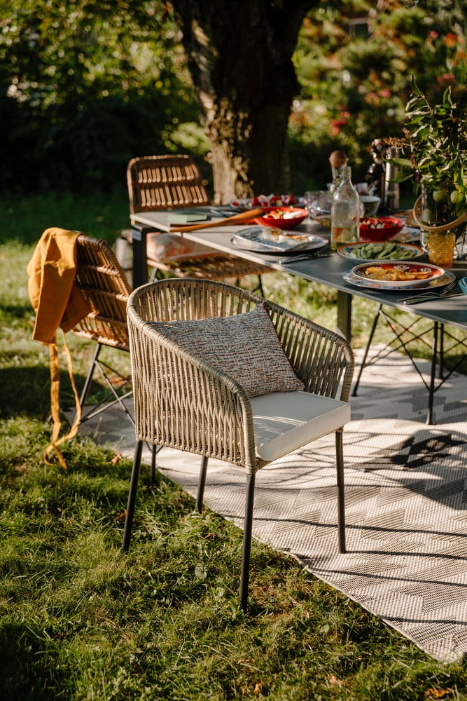 Iedvesma : Vasara, Dārzs