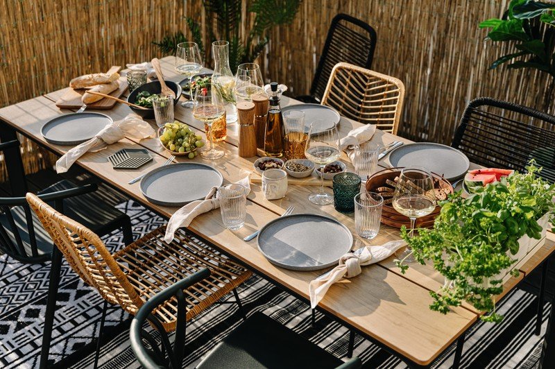 Iedvesma : Balkons un terase, Vasara