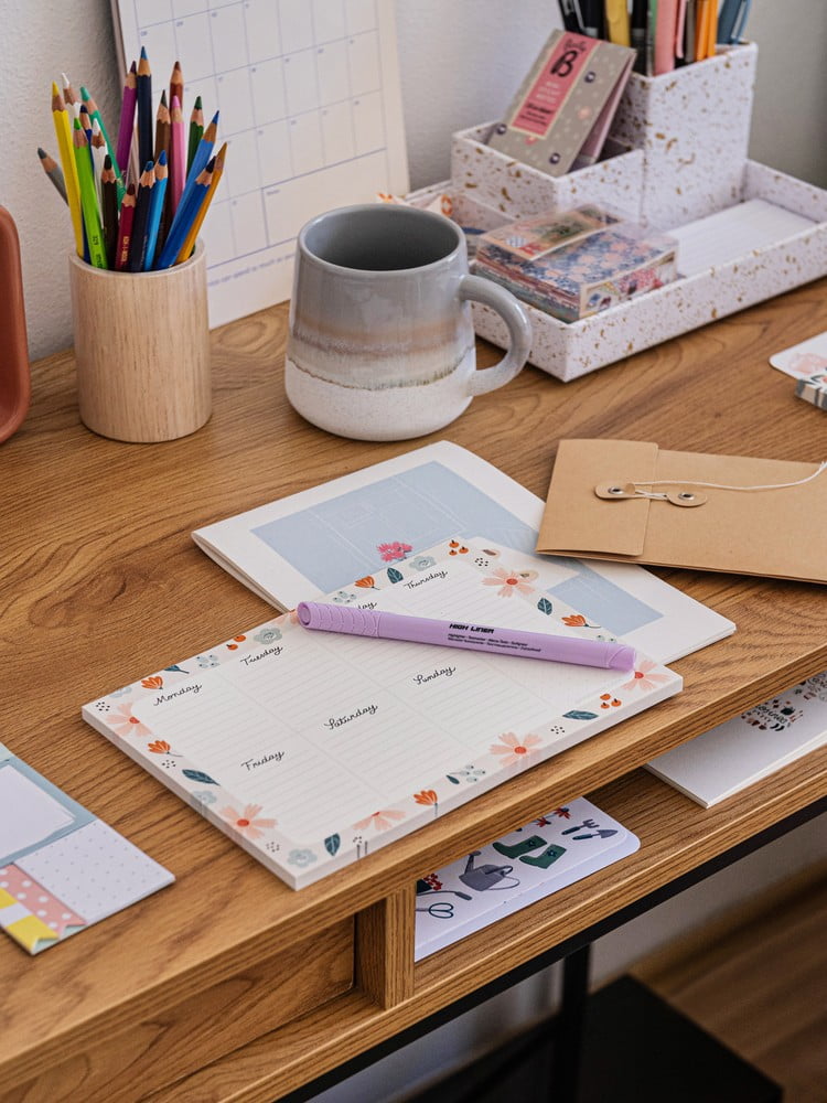 Iedvesma : Darbs un mācības, Birojs, Dāvanas