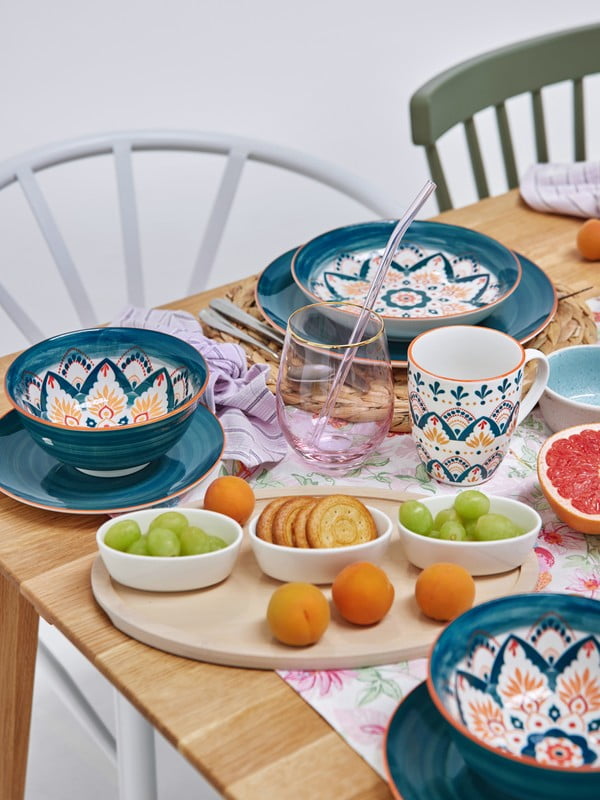 Iedvesma : Ēdamistaba, Dāvanas