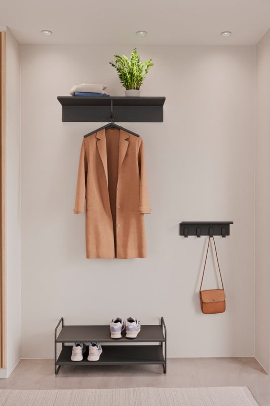 Iedvesma : Priekšnams un garderobe