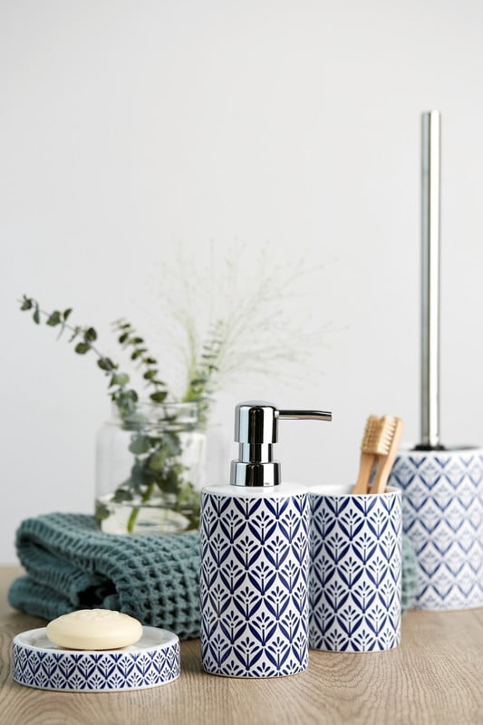 Iedvesma : Vannasistaba, Tīrīšana un organizēšana