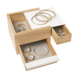 Koka rotaslietu lādītes