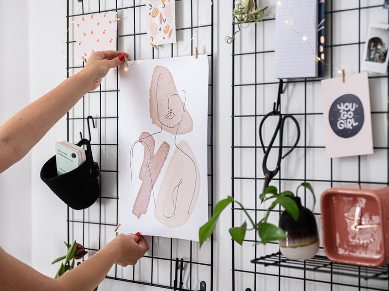 Iedvesma : Darbs un mācības, Birojs