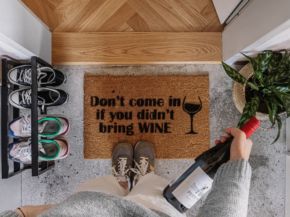 Iedvesma : Priekšnams un garderobe