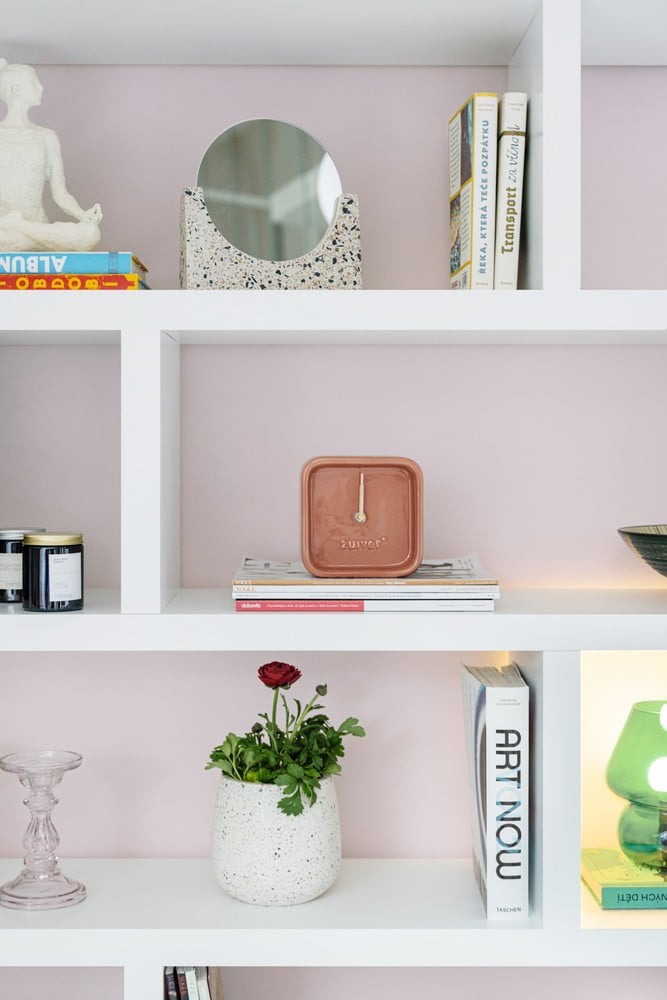 Iedvesma : Dzīvojamā istaba, Dekorācijas