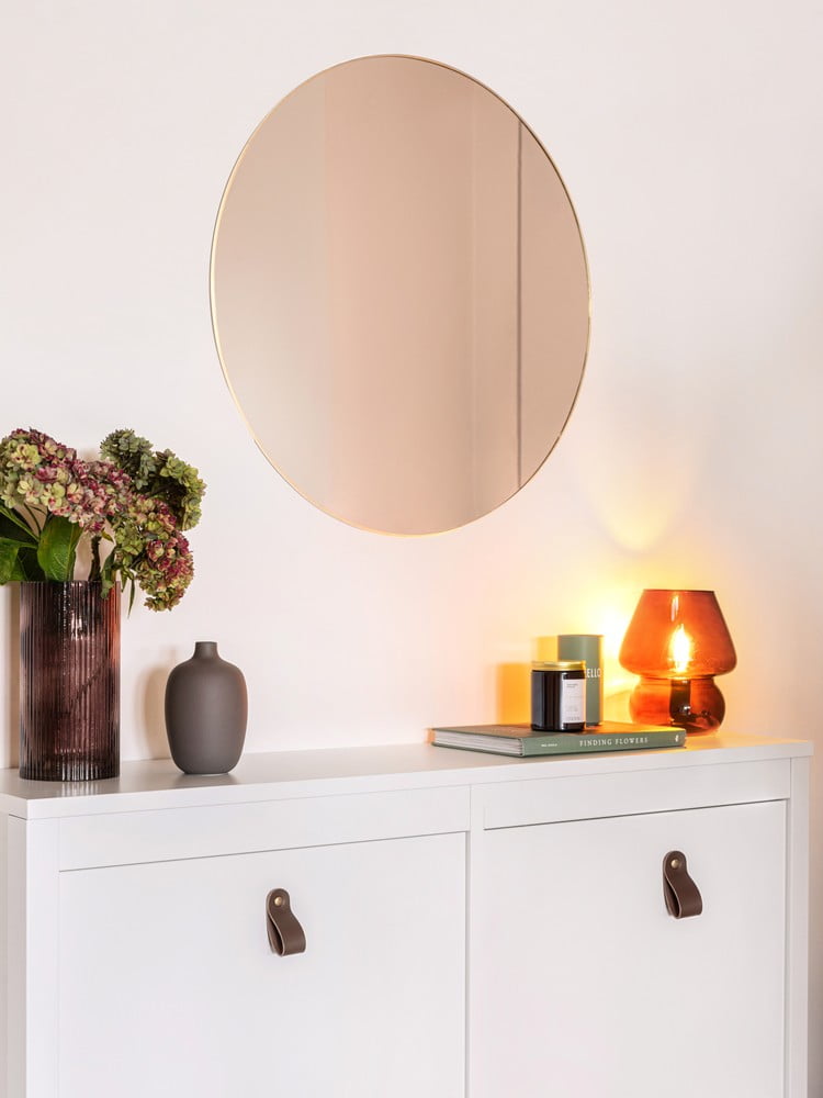 Iedvesma : Dekorācijas, Priekšnams un garderobe