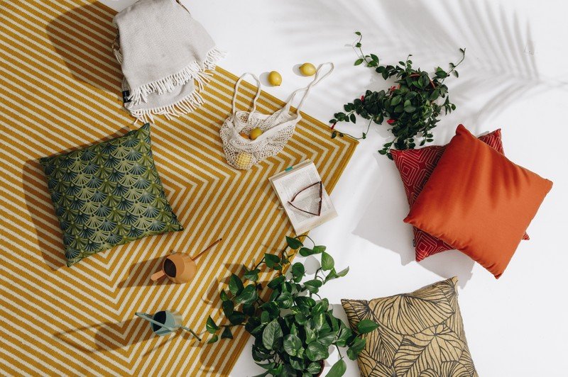 Iedvesma : Dārzs, Āra