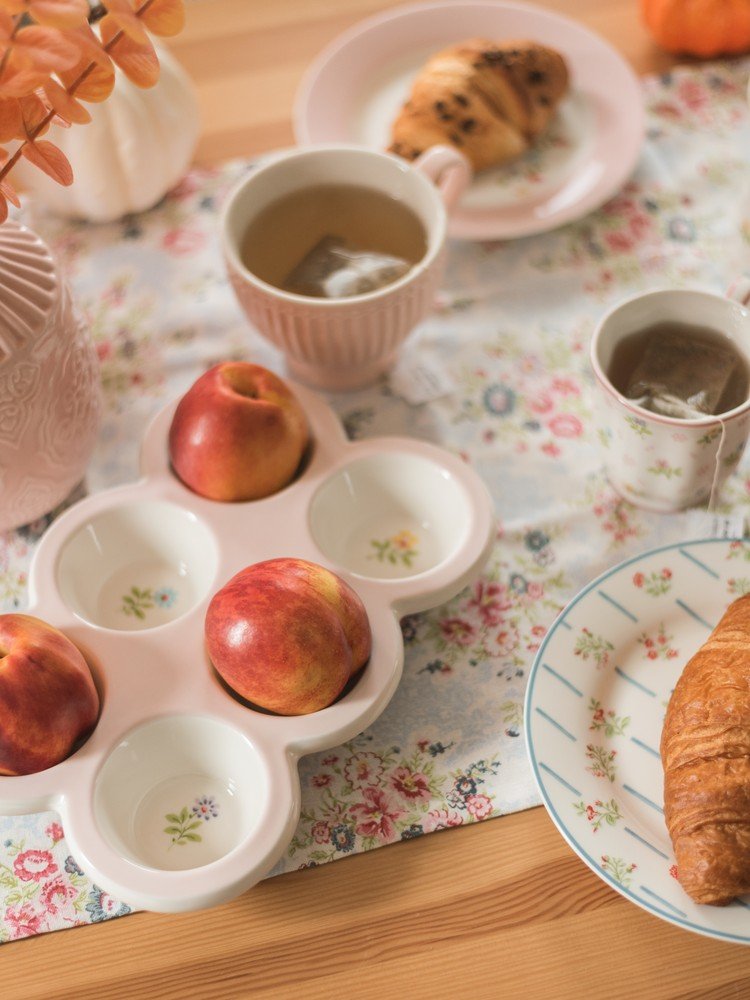 Iedvesma : Romantiskais stils, Ēdamistaba