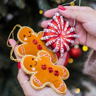 Citi eglīšu rotājumi