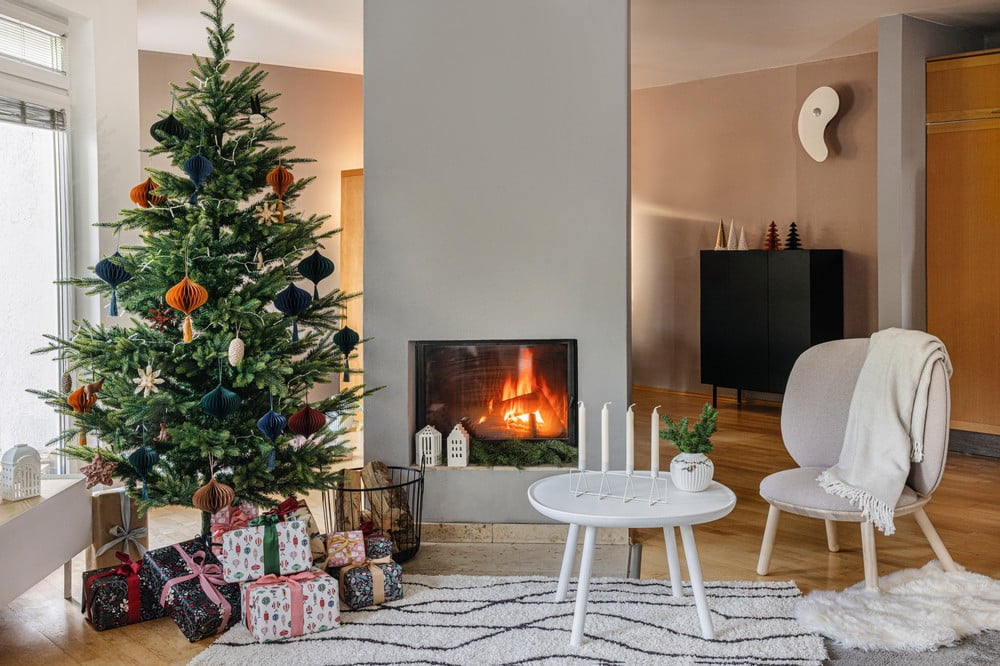 Iedvesma : Ziemassvētki, Dzīvojamā istaba